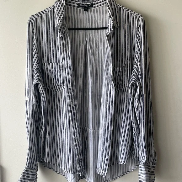 Velvet Heart Black and White Striped Button Down Shirt - Picture 7 of 9